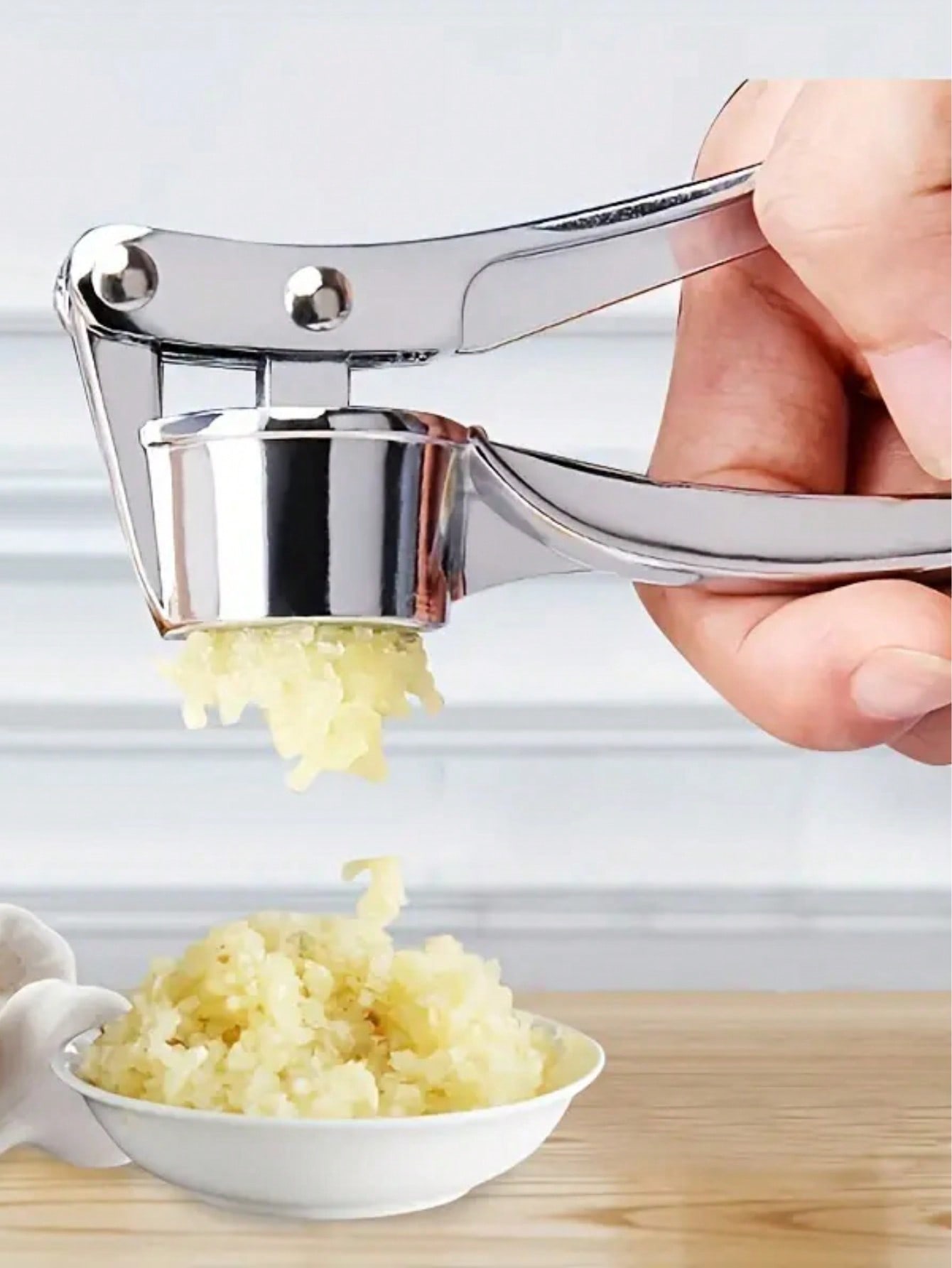 Kitchen Garlic Press Crusher M - огляд і ціна Kitchen Appliances On Sale
